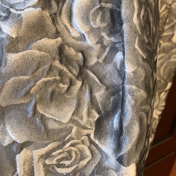 CH Carolina Herrera Grey Floral Embossed Jacquard Belted Knee Length Dress s 2 - Picture 9 of 13